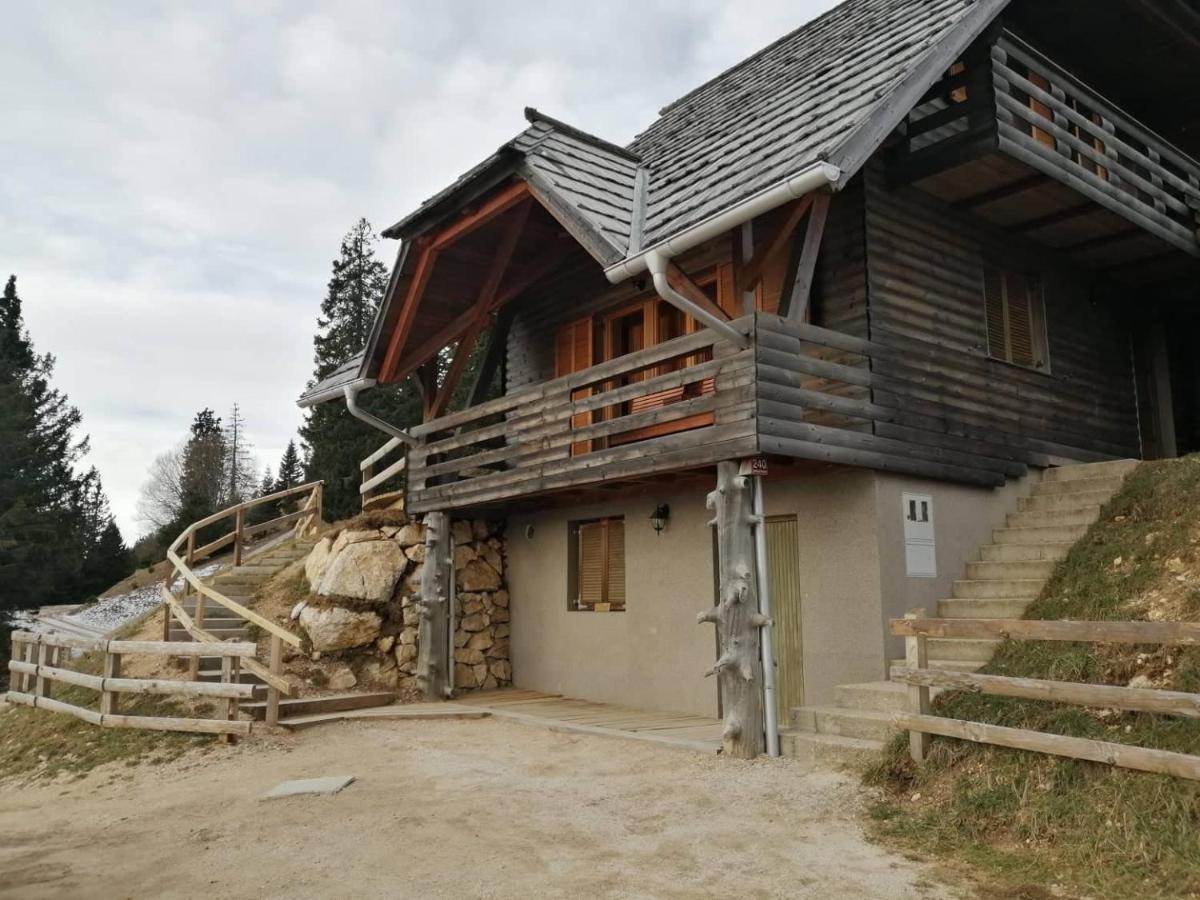 Apartmaji Vrhovnik Cerklje na Gorenjskem Esterno foto