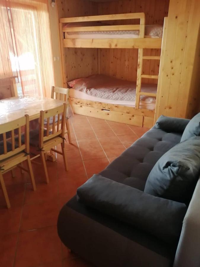 Appartamento Apartmaji Vrhovnik Cerklje na Gorenjskem Esterno foto